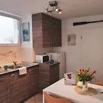 Vela Apartment *