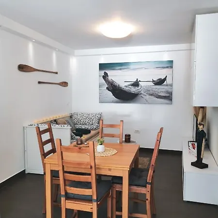 Apartment Vela